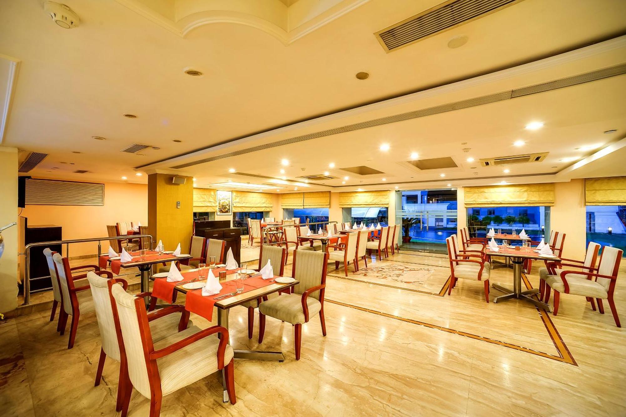 Royal Sarovar Portico Siliguri Dış mekan fotoğraf